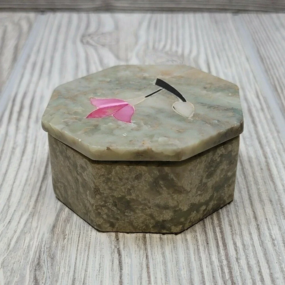 Unbranded Soapstone Trinket Box Small Green Pink Floral Mother of Pearl‎ Inlay